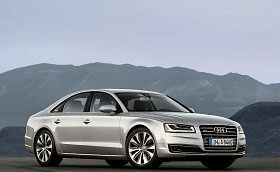 Audi A8 D4 FL 4.0 V8 32V TFSI 435KM (CTGA)