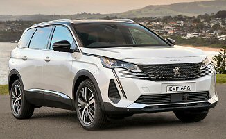 Peugeot 5008 II FL 1.2 12V PureTech mHEV 136KM (EB2LTDH2)