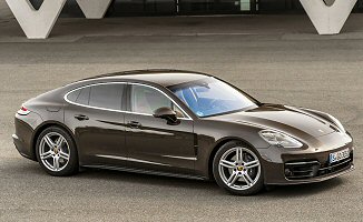 Porsche Panamera II FL 4S 2.9 V6 24V TFSI BiTurbo 440KM (CSZA)