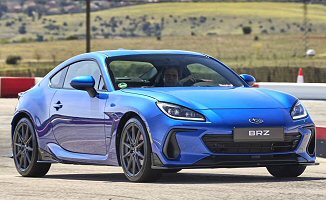 Subaru BRZ II 2.4 16V Boxer D-4S 234KM (FA24D)