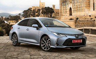 Toyota Corolla E21 Sedan 1.5 12V Dynamic-Force 125KM (M15A-FKS)